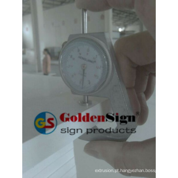 Placa da espuma do PVC de Goldensign usada para o armário de banheiro no filme plástico